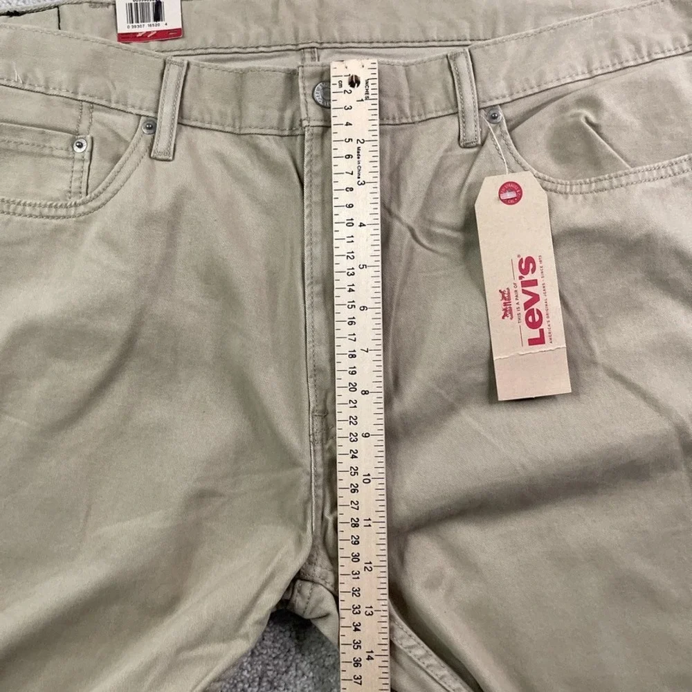 NEW Levis 559 Pants‎ Mens 40x30 Tan Khaki Relaxed Straight Twill Chino NWT